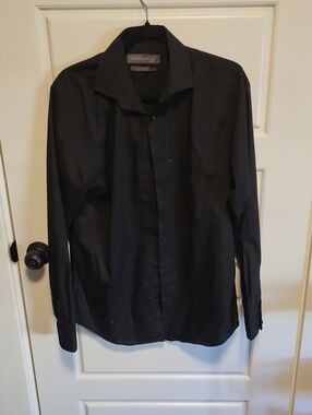 Primark Men’s Black Button-Up Dress Shirt
